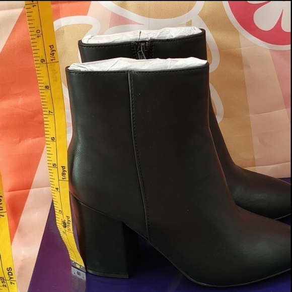 New Madden Girl Black Boots - Picture 6 of 10